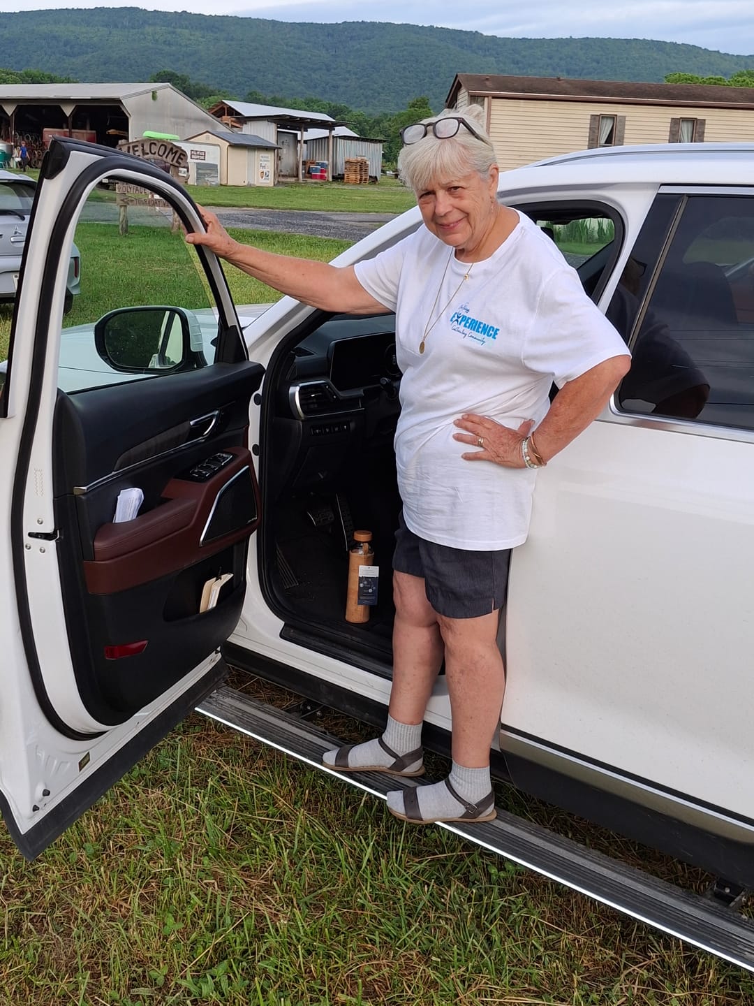 Customer photo review of Kia telluride Running Boards 2020-2025