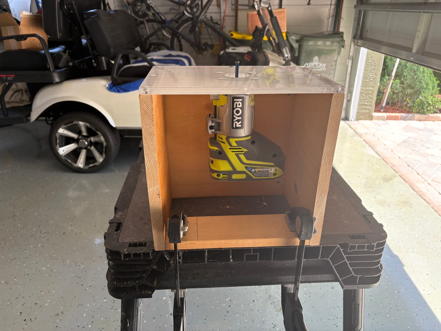 Customer photo review of Ryobi One+ (P601/PCL424B/PBLRR01) Palm/Trim Router Table Plate
