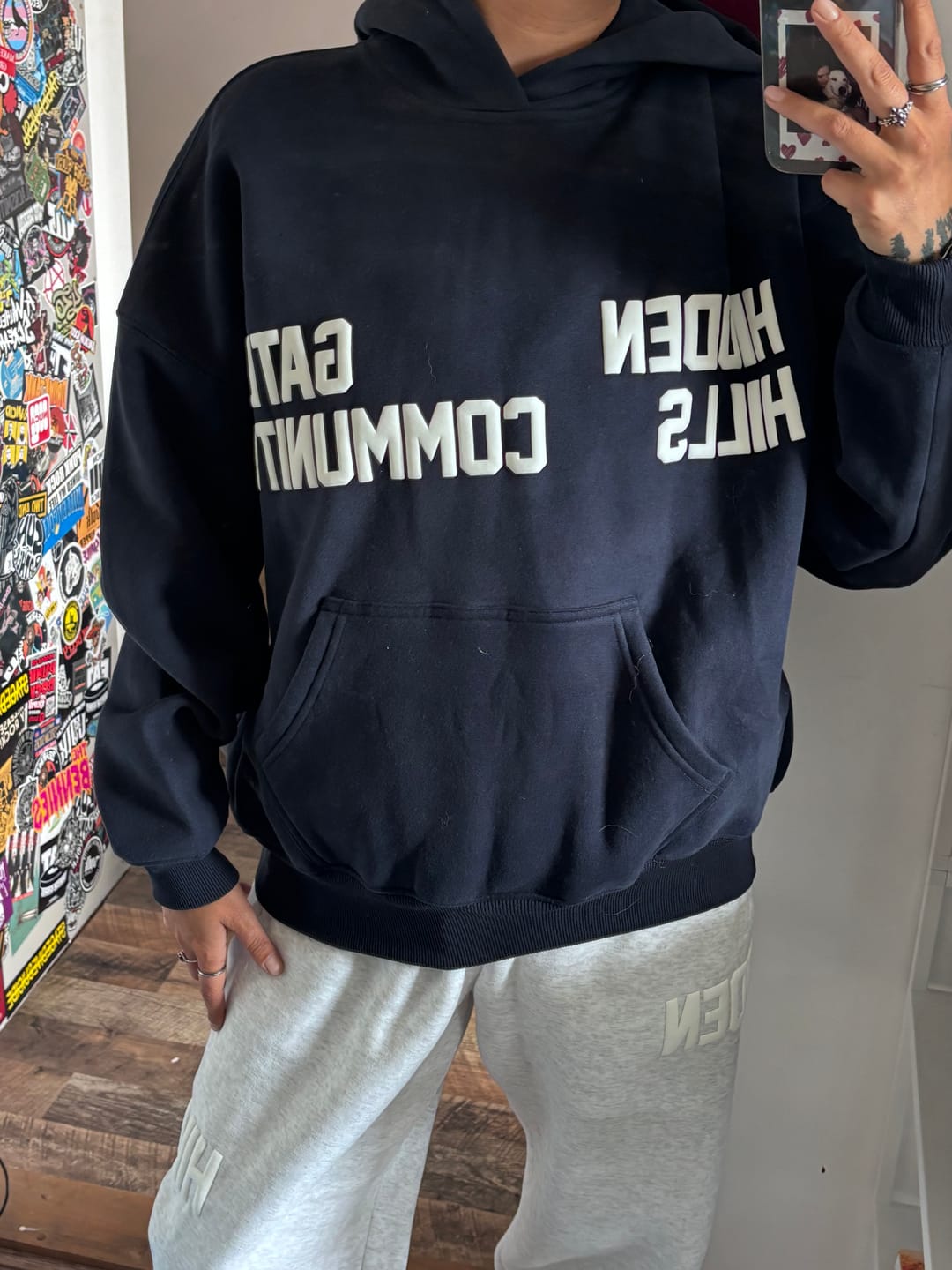 Customer photo review of GATED COMMUNITY HOODIE NAVY