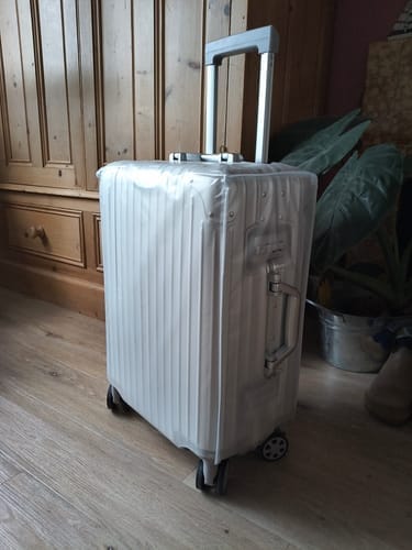 Customer photo review of ALUMINUM SUITCASE V2 NEW, STRONGER ALUMINIUM & REMOVEABLE WHEELS