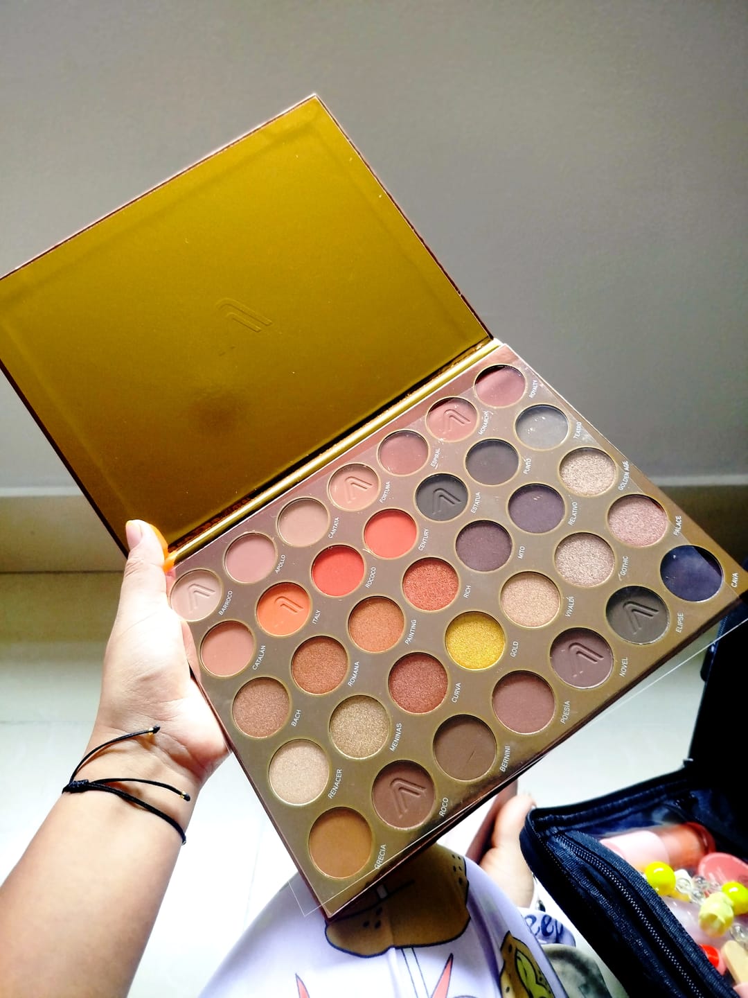 Customer photo review of PALETA DE SOMBRAS  ATEMPORAL | MAKEUP EXPERT