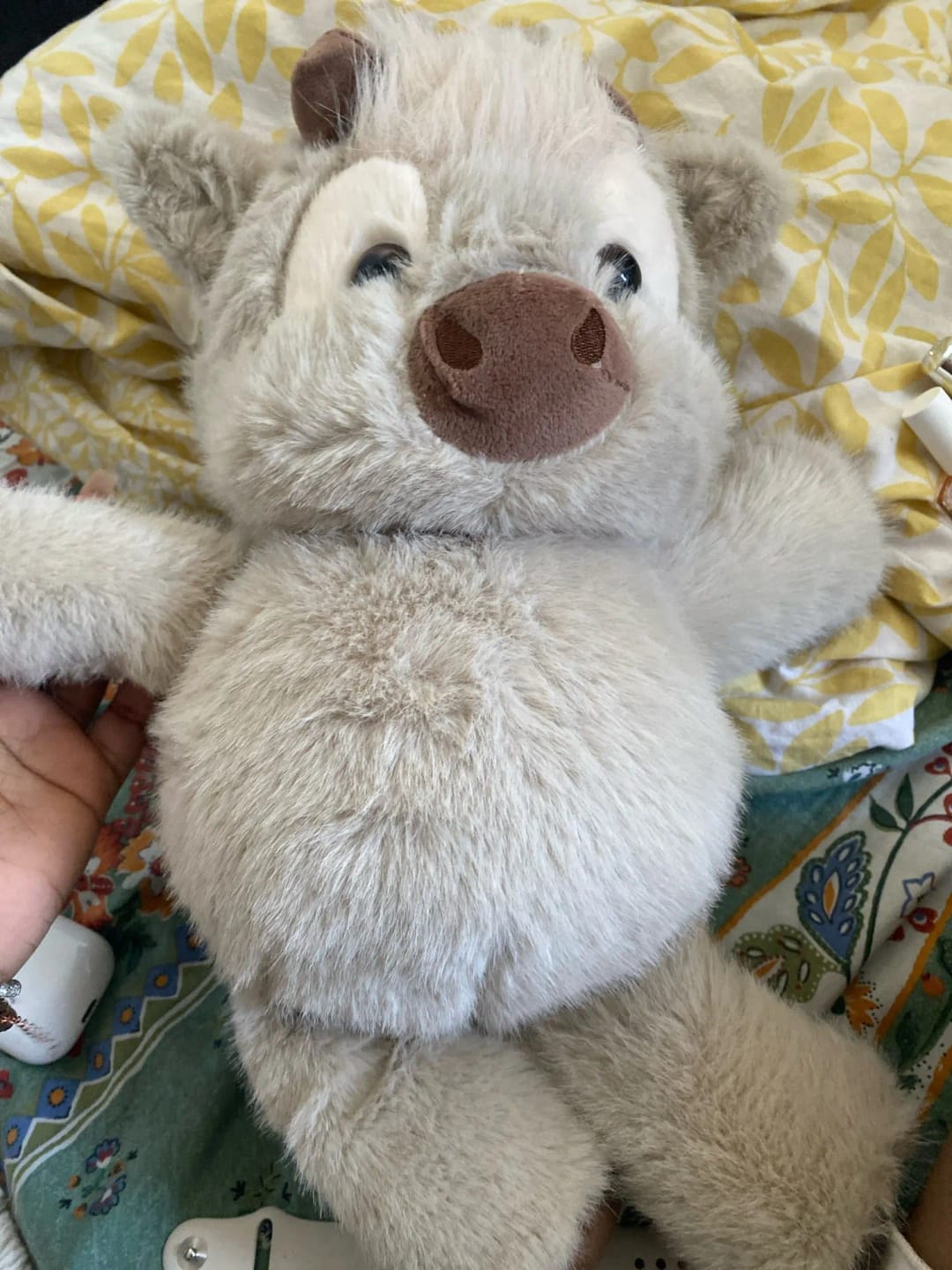 Customer photo review of La peluche vache qui court quand on l’agite | Floomie®