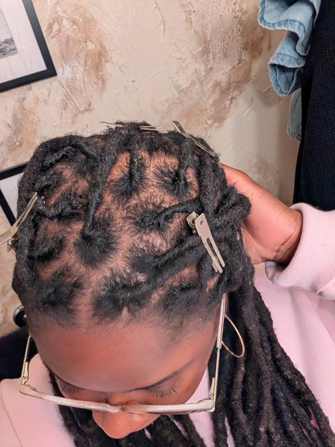 Customer photo review of Protective Hairstyle & Edge Growth Bundle