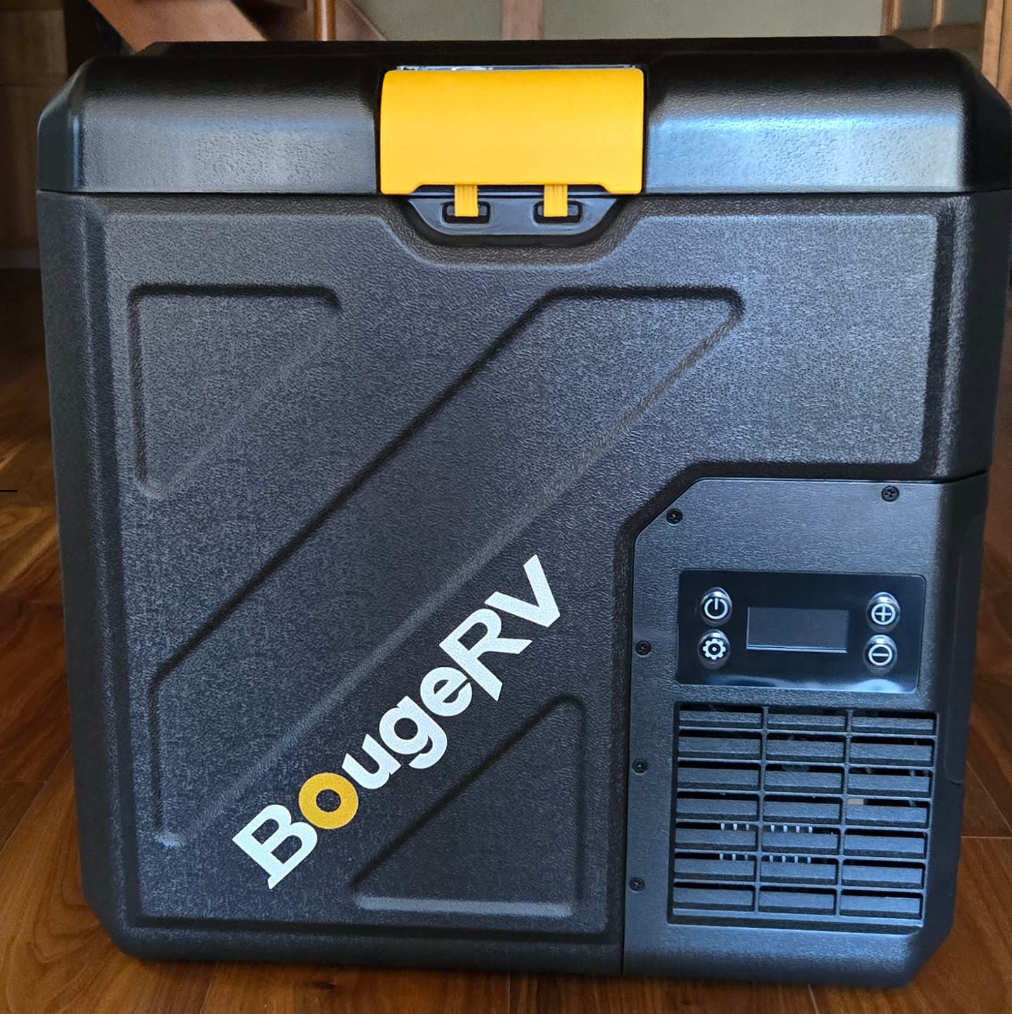 Customer photo review of BougeRV CRH20 ポーダブル冷蔵庫 20L（ブラック）
