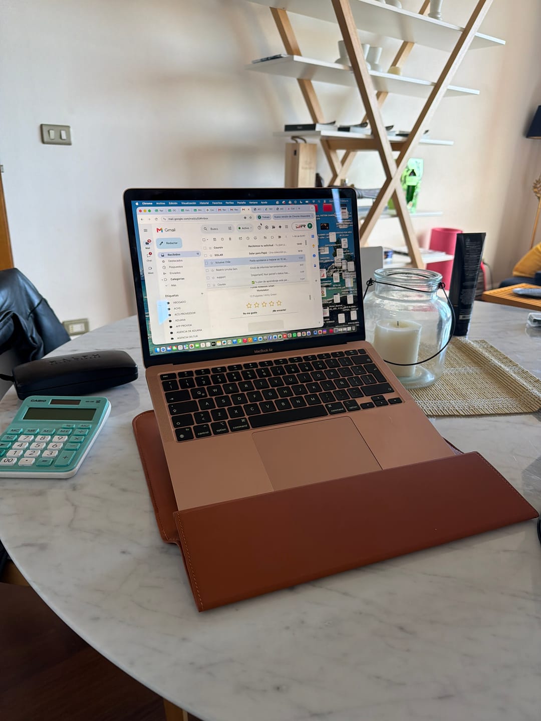 Customer photo review of Funda Notebook Smart Workstation