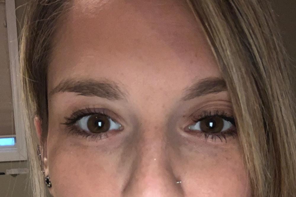 Customer photo review of Máscara de Crecimiento de Pestañas - Mejor que las Postizas