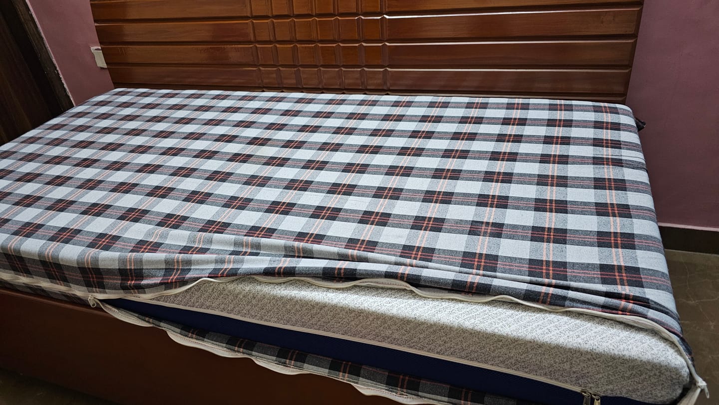Customer photo review of Flo Anti-Gravity™ Natural Latex Mattress
