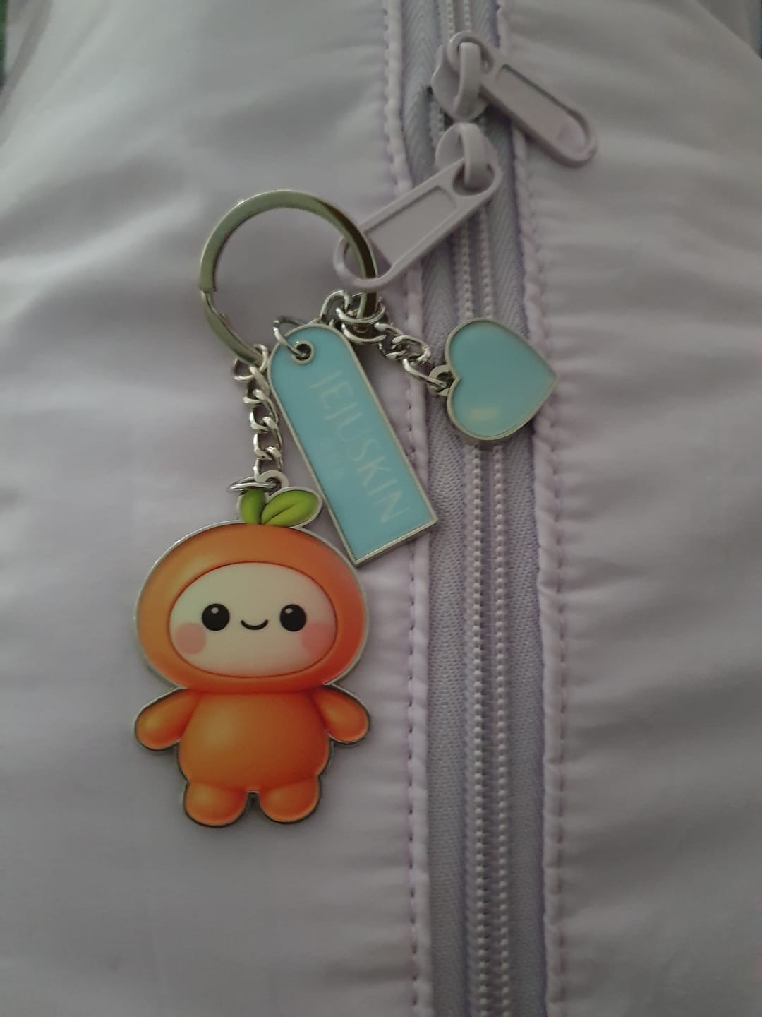 Customer photo review of Porte clé exclusif du pop-up store Jejuskin