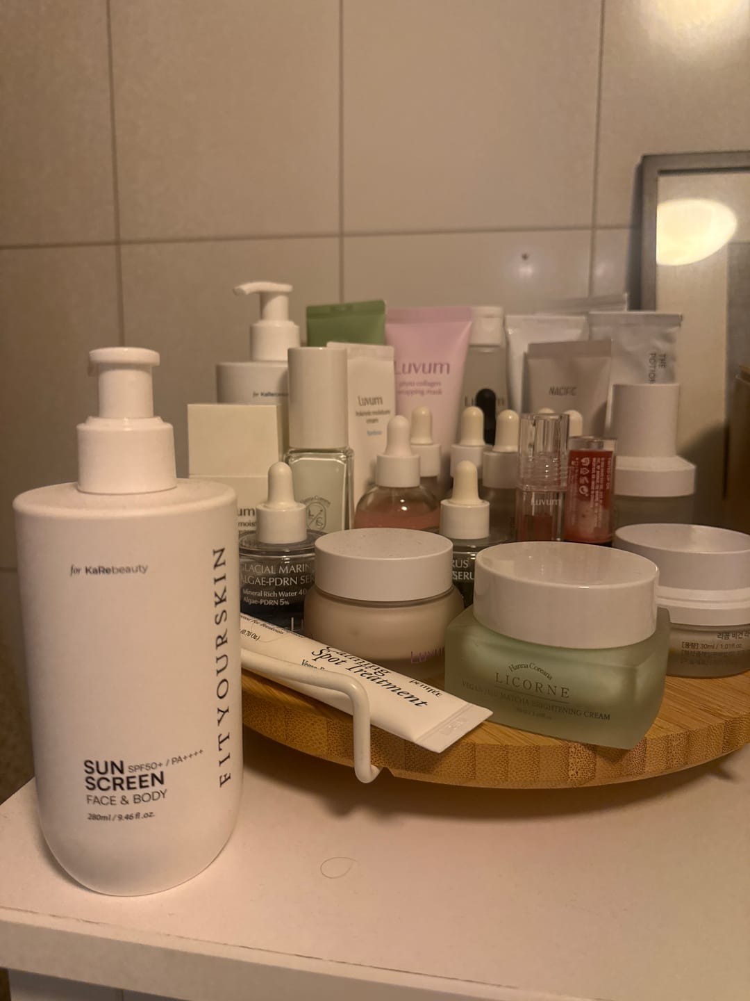 Customer photo review of FitYourSkinxKaRebeauty - Solkrem for ansikt og kropp SPF50+ (280ml)