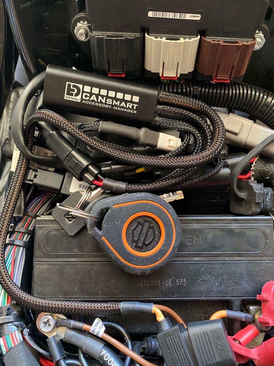 Customer photo review of CANsmart™ Controller GEN II V-Twin - Harley-Davidson Street Glide, Road Glide, Sportster, Dyna, Softail, Touring, CVO & Trike