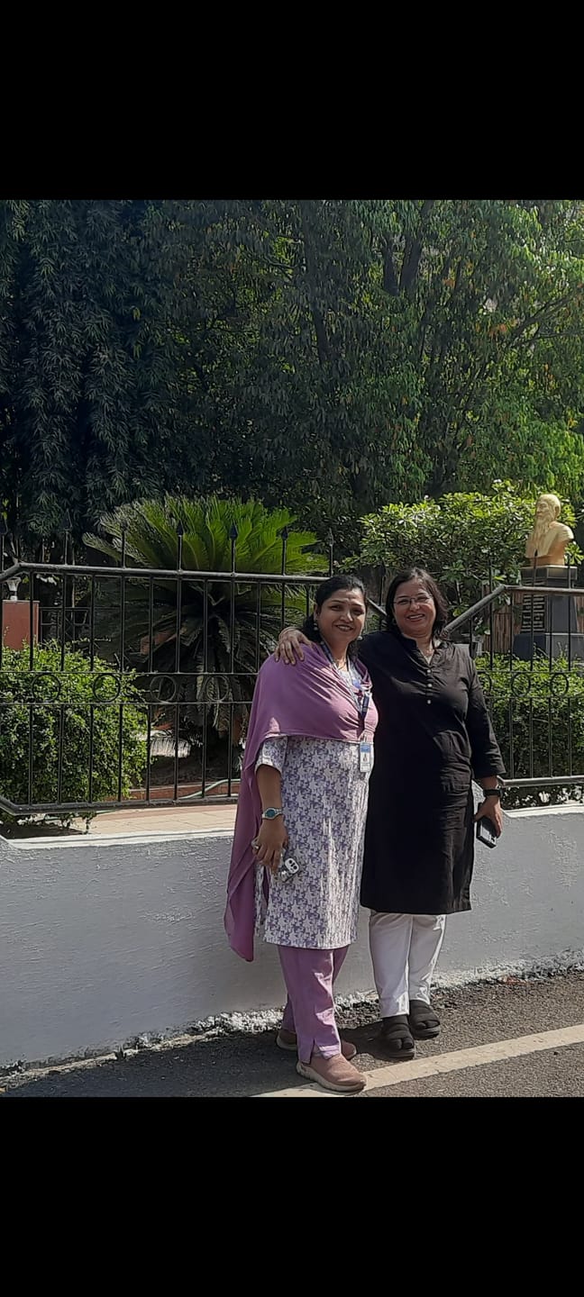 Customer photo review of Women Black Airy Linen Long Kurta