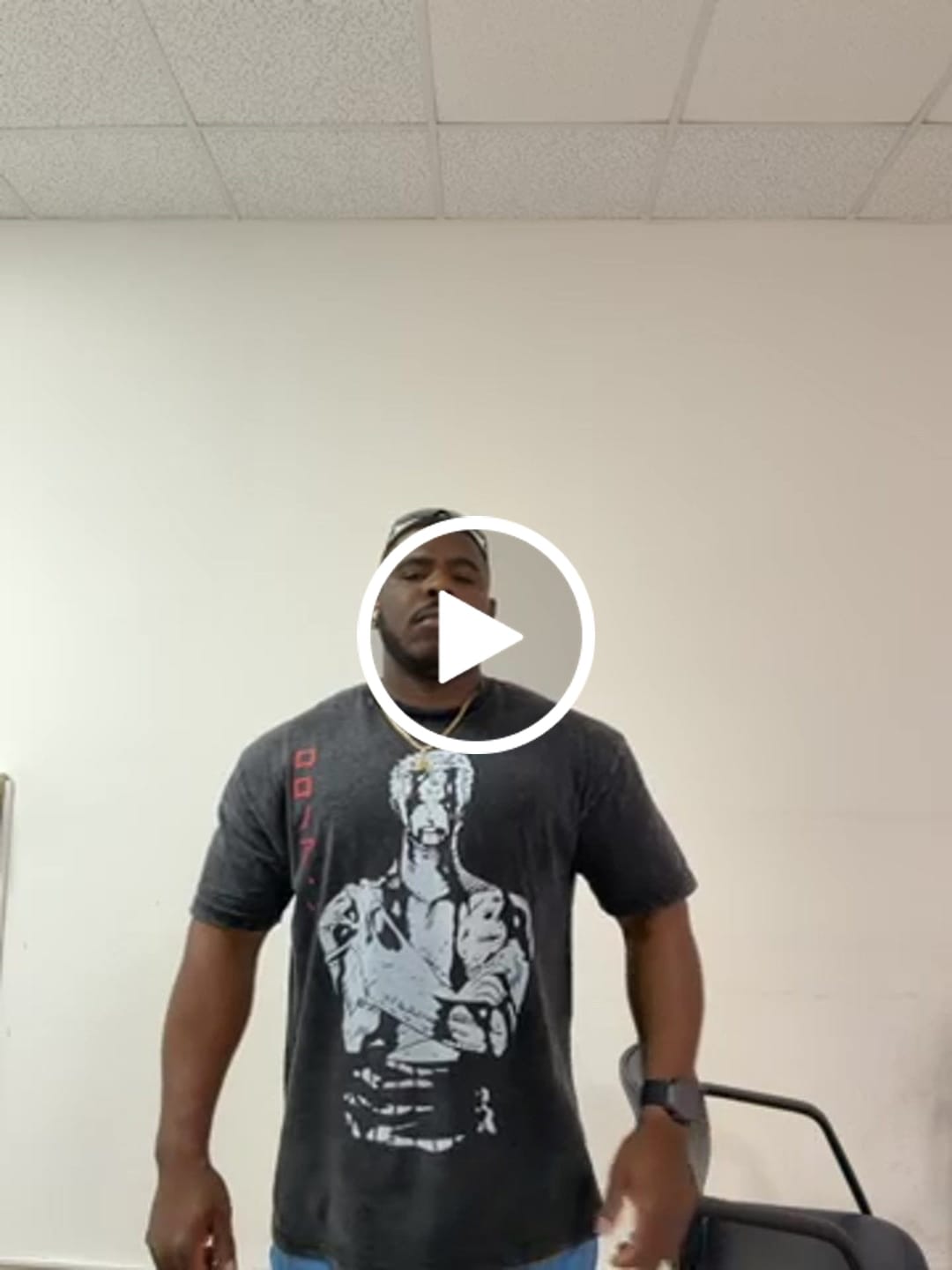 Customer video review of NOTHING HAPPENED VINTAGE OVERSIZE TEE