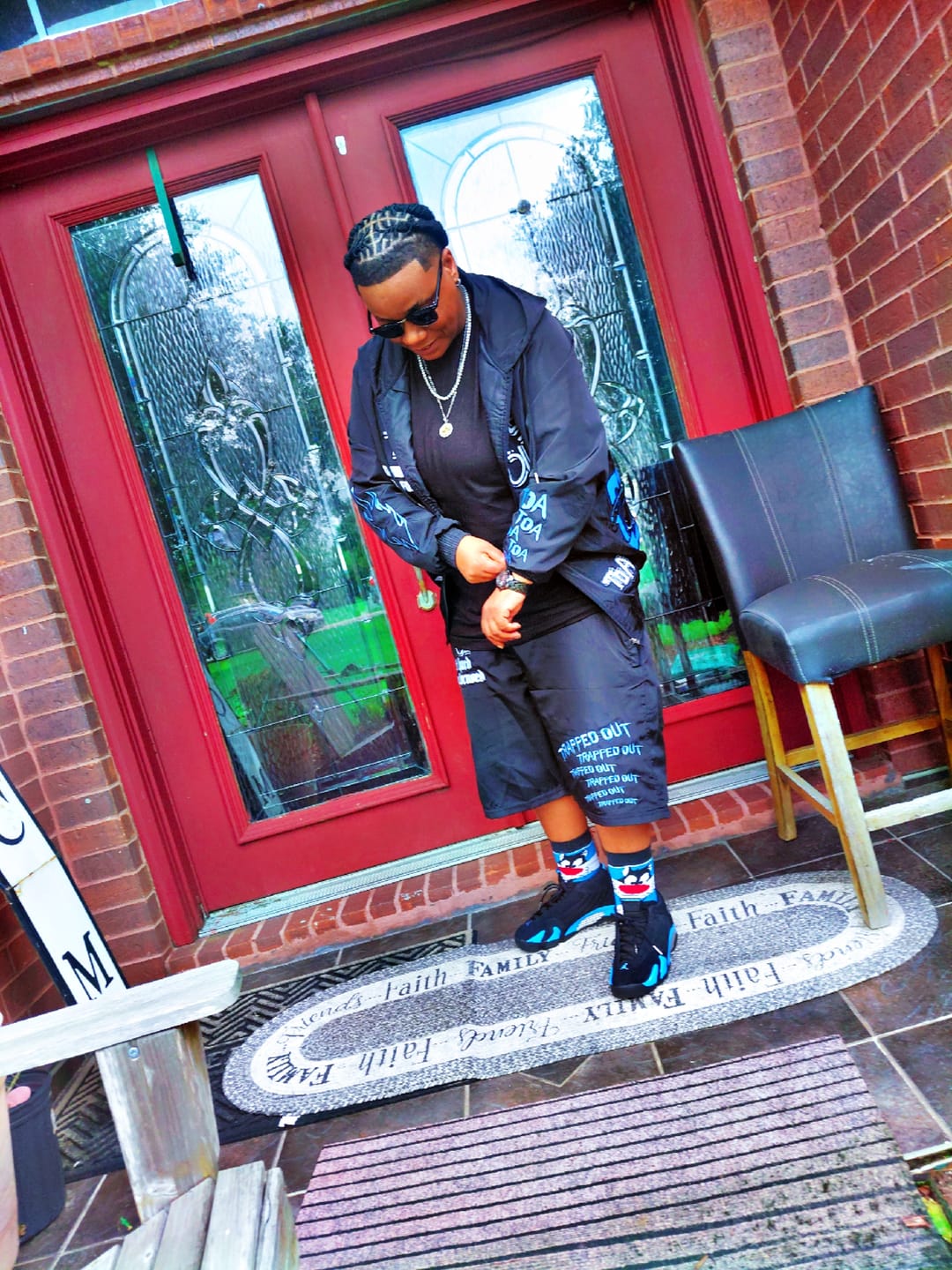 Customer photo review of Windbreaker Shorts - Black/Sky Blue