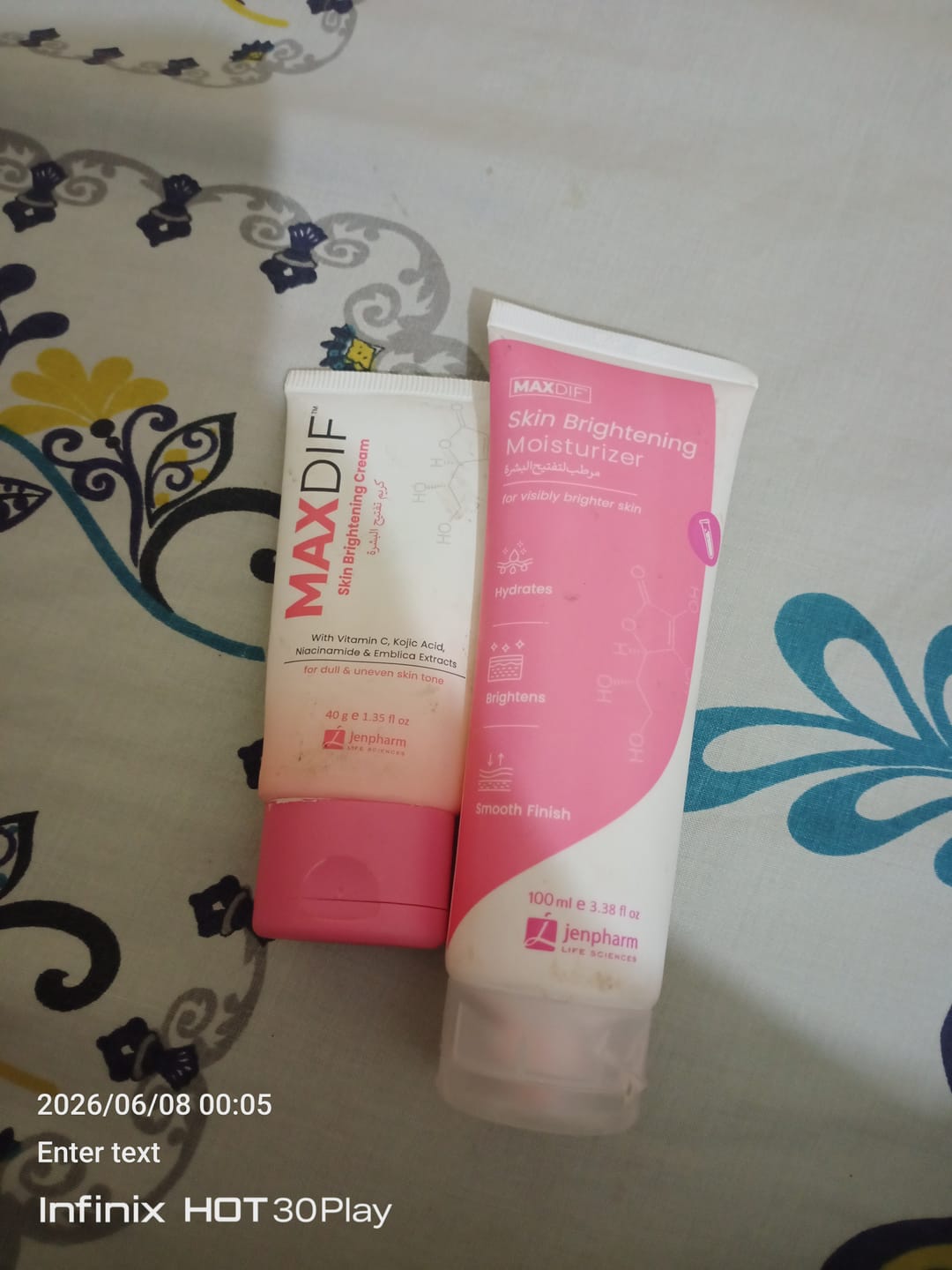 Customer photo review of Maxdif Brightening Cream