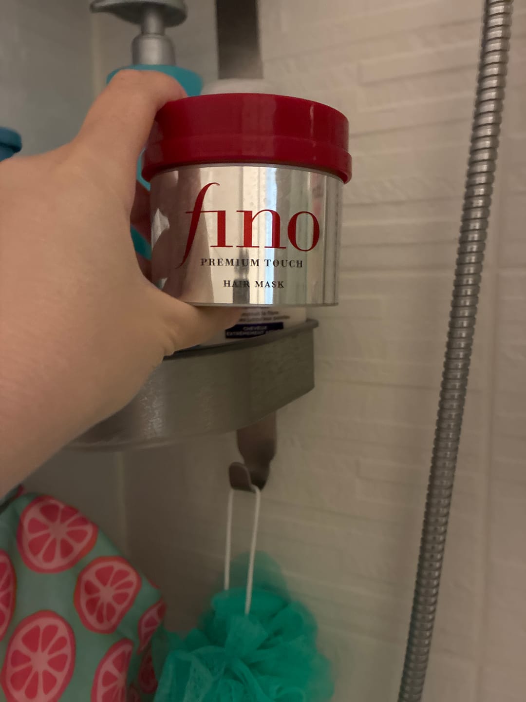 Customer photo review of Shiseido - Masque capillaire réparateur Fino Premium Touch - 230g