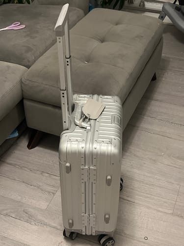 Customer photo review of ALUMINUM SUITCASE V2 NEW, STRONGER ALUMINIUM & REMOVEABLE WHEELS