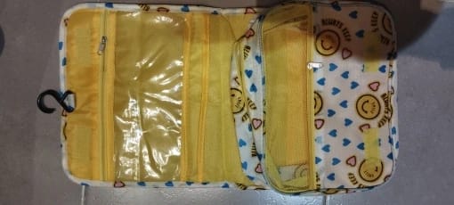 Customer photo review of Trousse de Toilette Smiley Fun