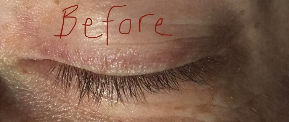 Customer photo review of Máscara de Crecimiento de Pestañas - Mejor que las Postizas