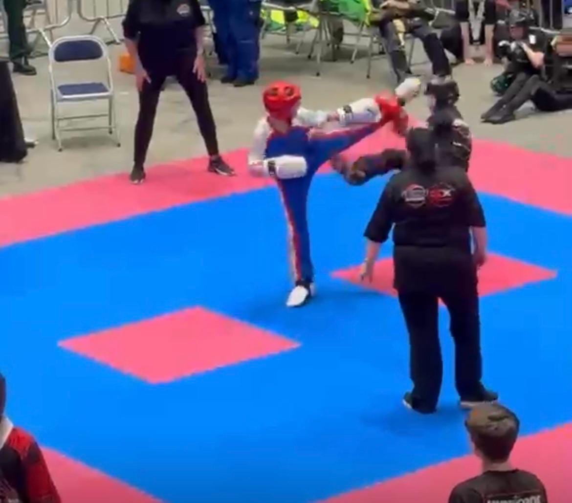 Customer photo review of TOP TEN Head Guard "Competition Fight"