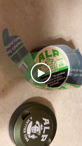 Customer video review of Spearmint Nicotine Pouches