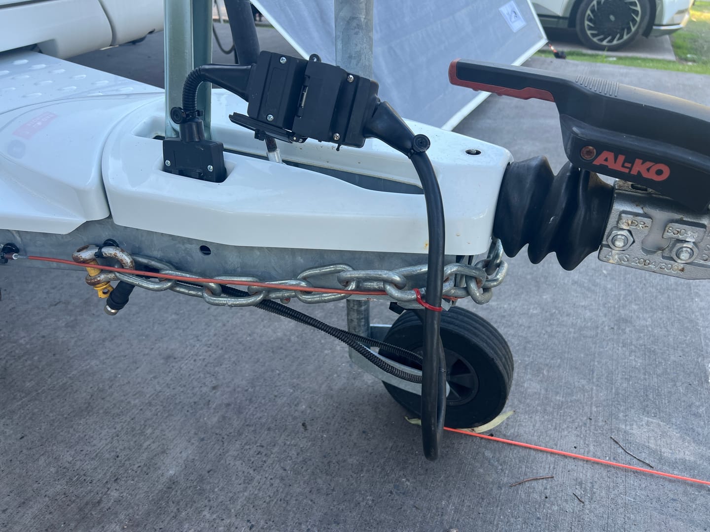 Customer photo review of ZBAD1 - Magnet Cable Tie Holders
