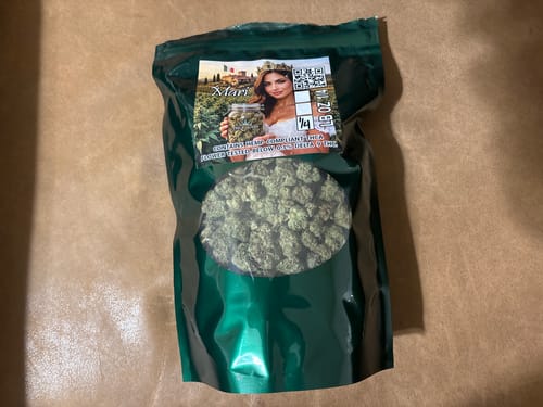 Customer photo review of THCA Queen