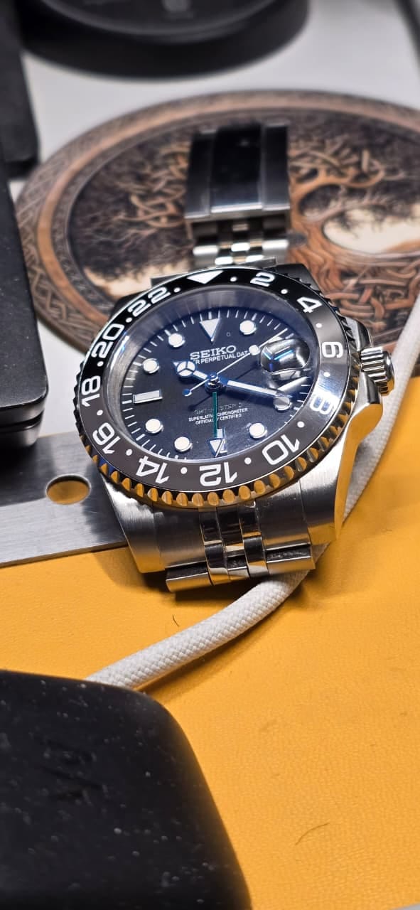 Customer photo review of Bruce Wayne GMT Master II