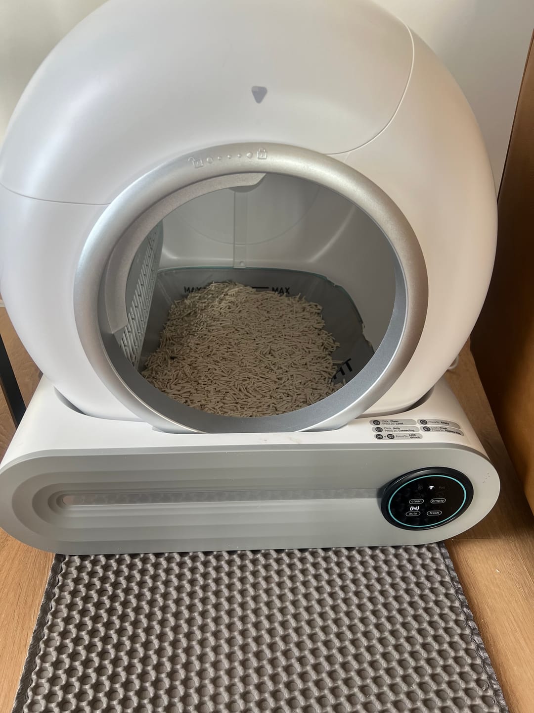 Customer photo review of Petbuds™ Pro 2026 Self-Cleaning Litter Robot