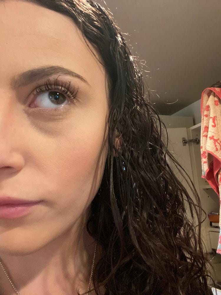 Customer photo review of Máscara de Crecimiento de Pestañas - Mejor que las Postizas