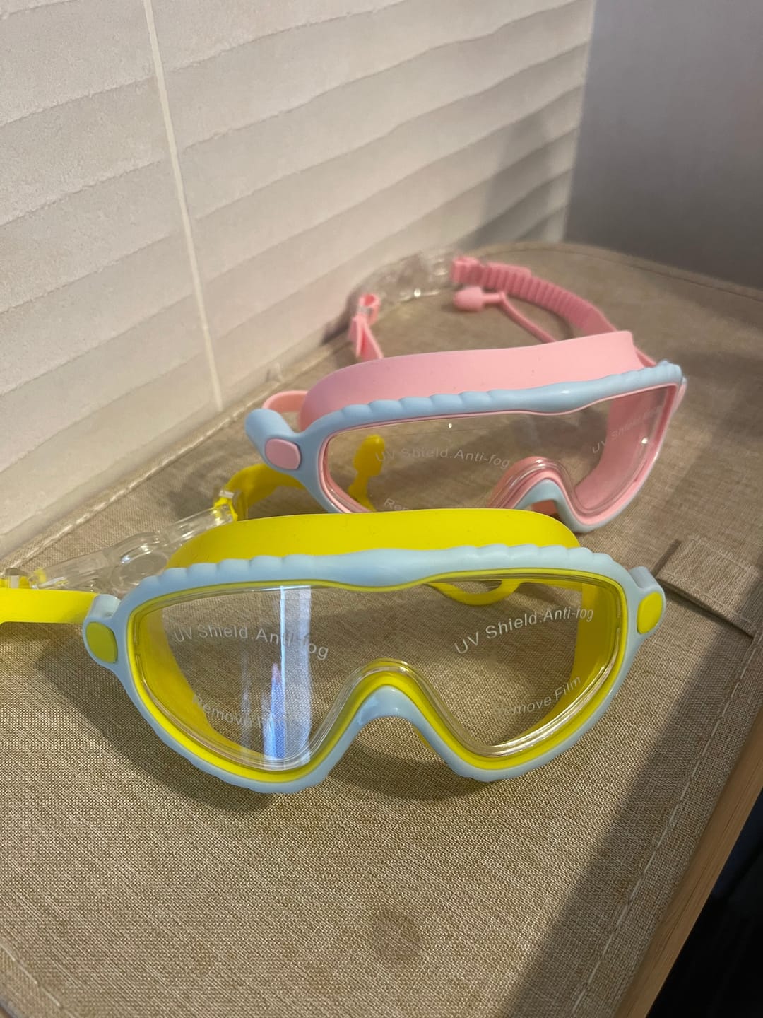 Customer photo review of Lunettes de piscine Gloovi™