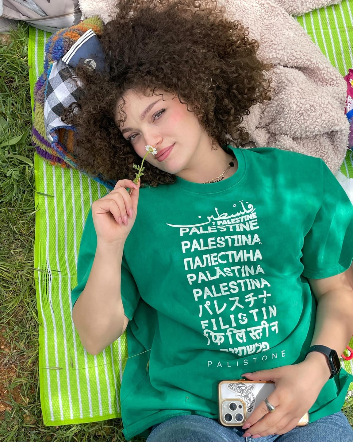 Customer photo review of OVERSIZED PS T-SHIRT