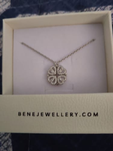 Customer photo review of Daphne Clover Necklace