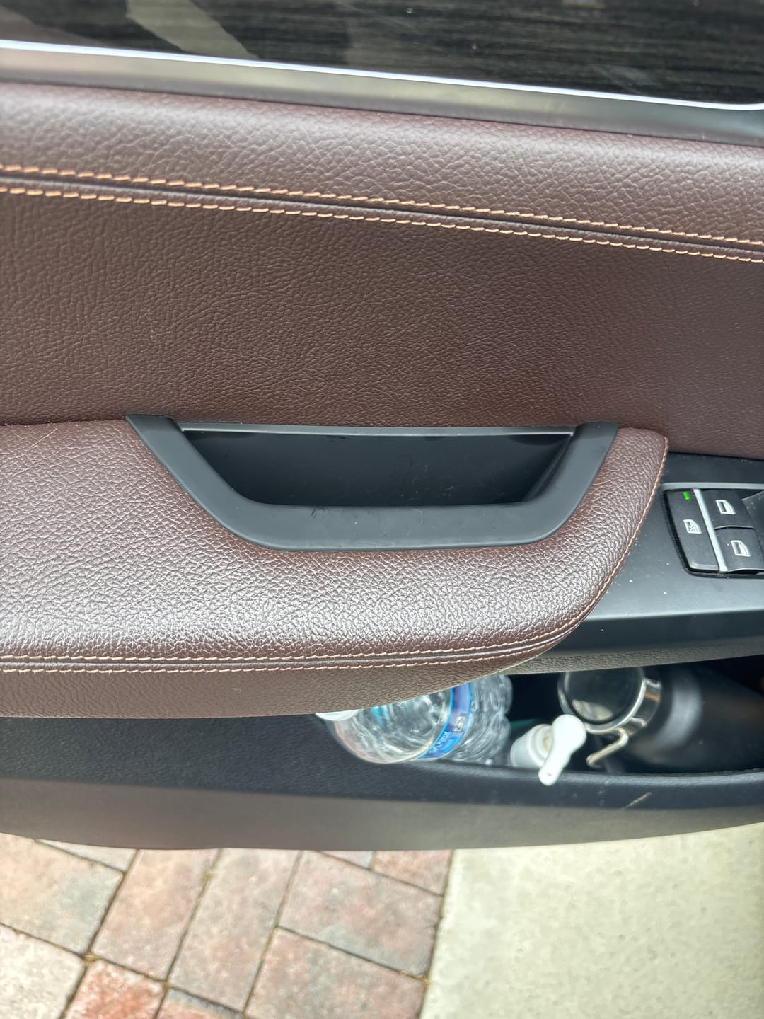Customer photo review of BMW X3 F25 X4 F26 Sticky Interior Door Handle Cover Set 2011–2018 – 4PCS | SPCRSO