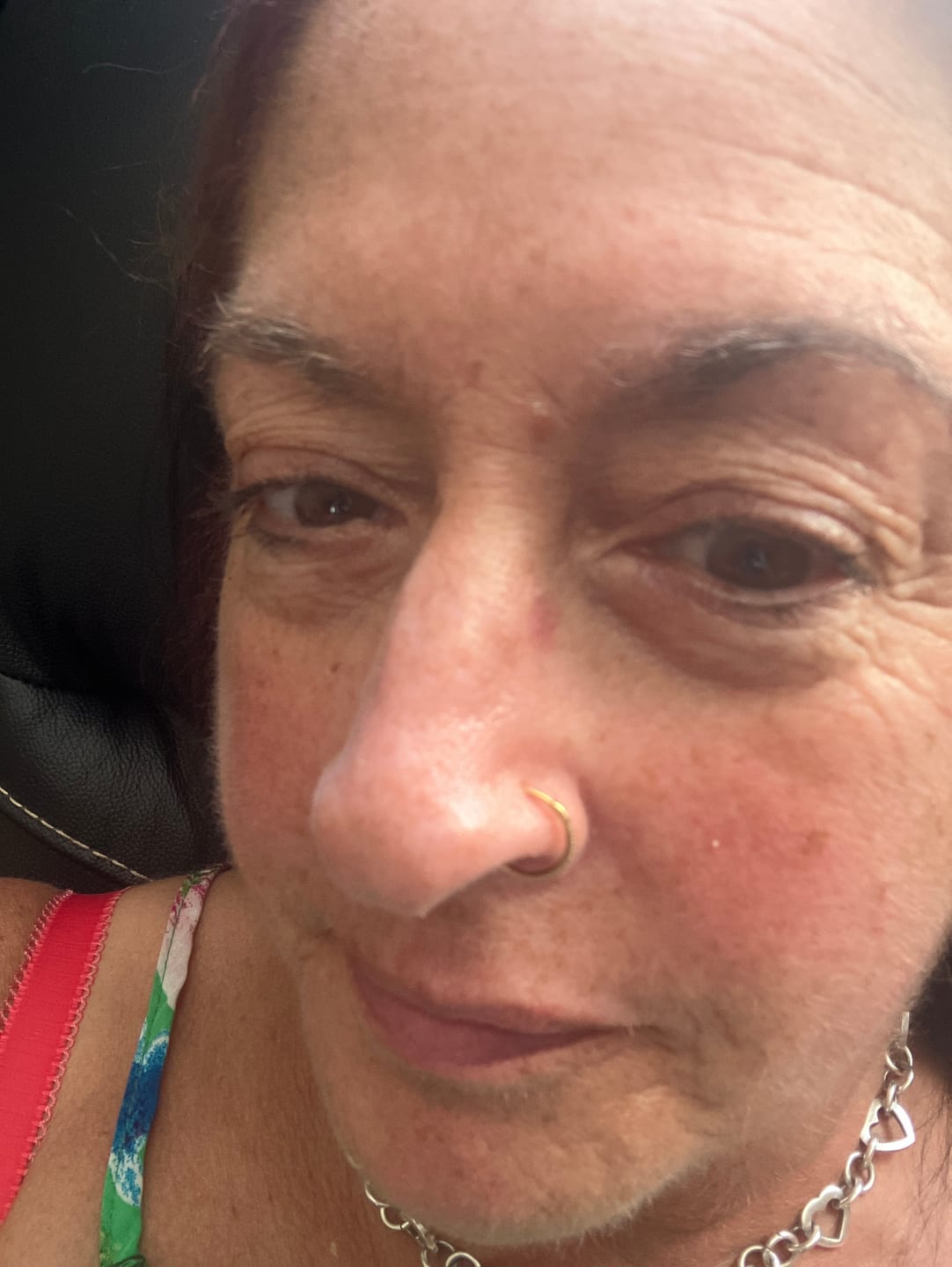 Customer photo review of Fine Crystal Nose Hoop (20g)