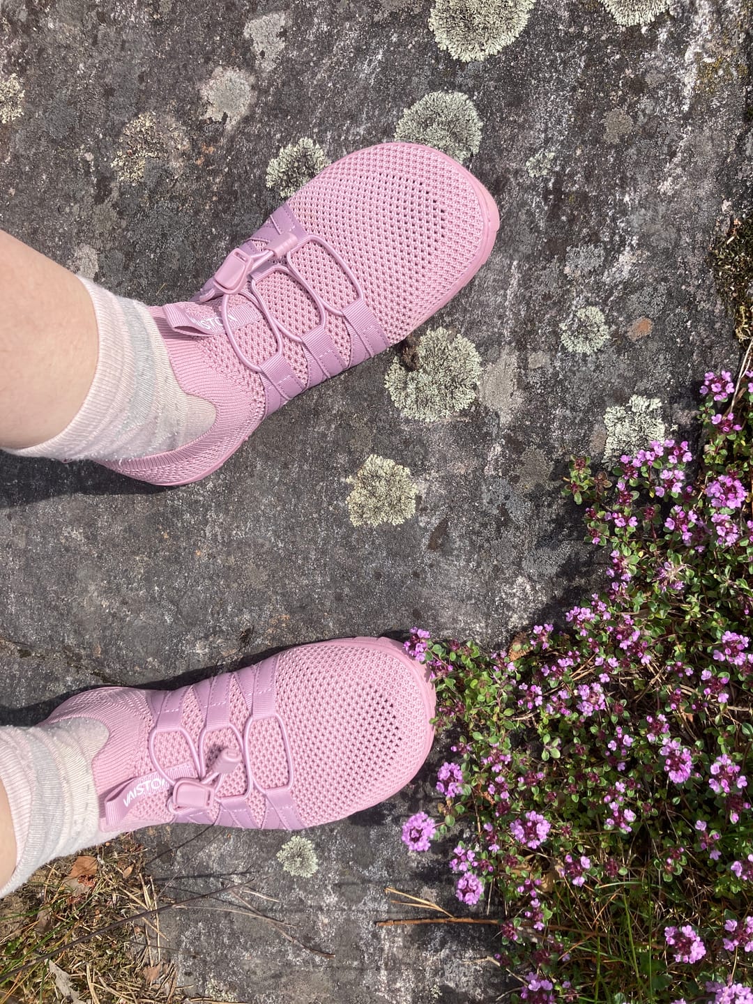 Customer photo review of Vaistoa Riemu -paljasjalkakengät