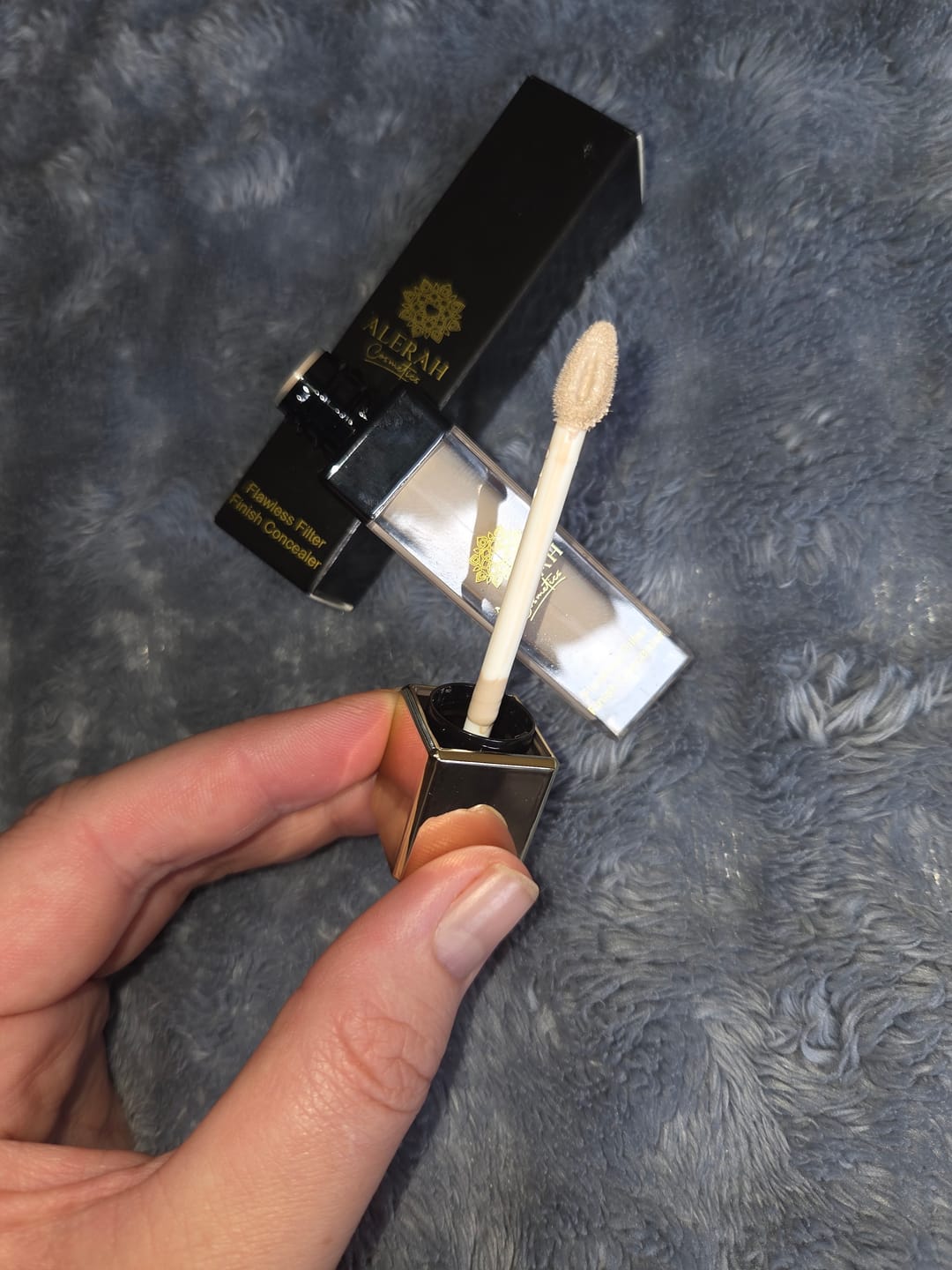 Customer photo review of Flawless Filter Finish Concealer