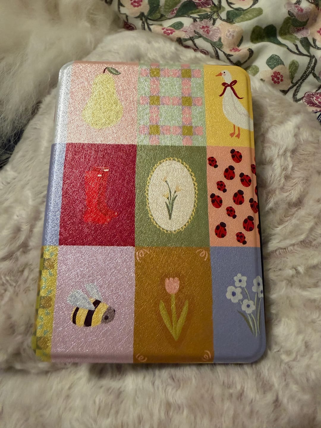 Customer photo review of Hello Spring - Kindle Case