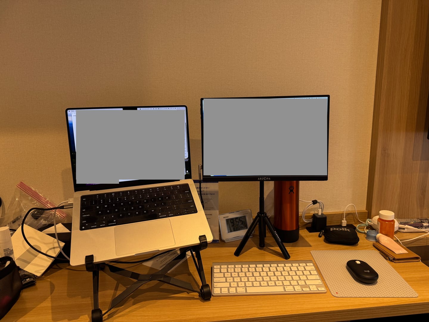Customer photo review of Nexstand K2 Portable and Adjustable Laptop Stand