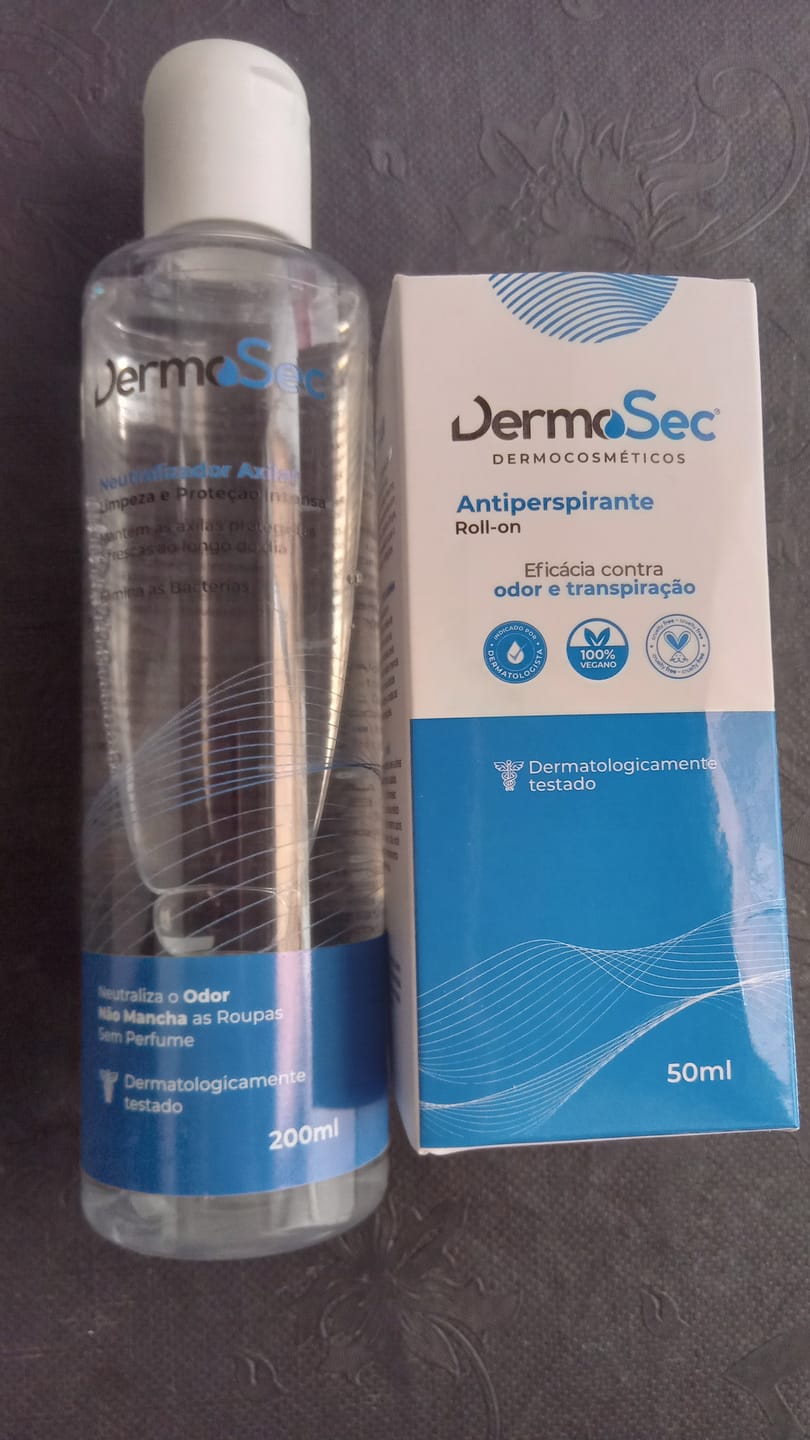Customer photo review of Kit Axilas Secas & Sem Mau cheiro - Contra Suor Excessivo e Mau Odor