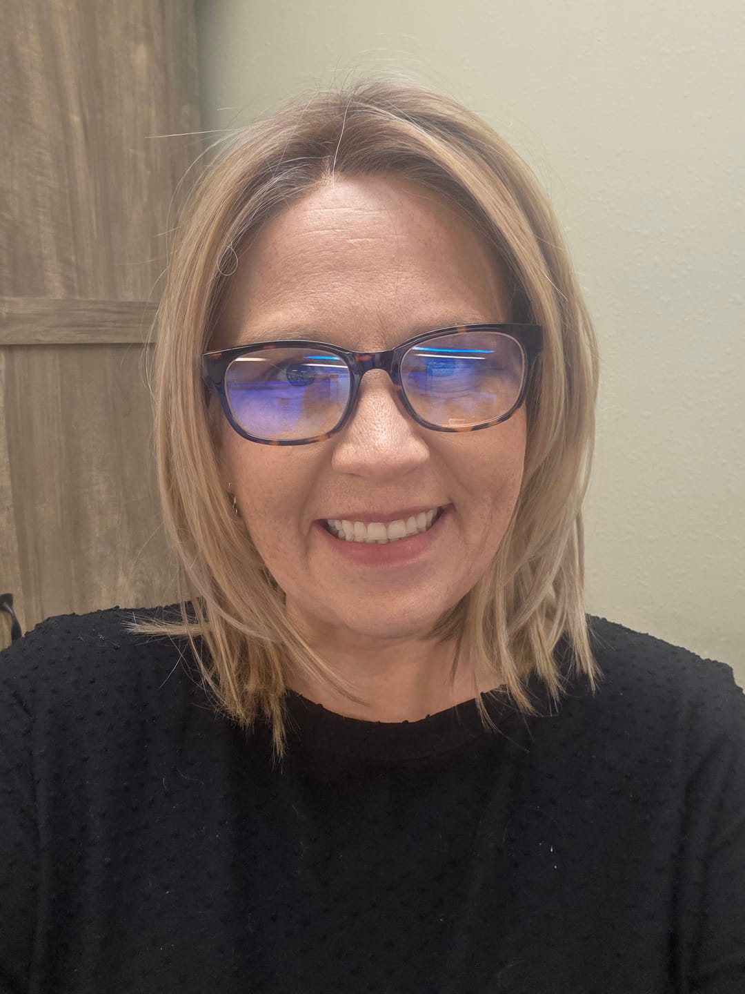 Customer photo review of EDITORS PICK - Sunlit Beige Blonde