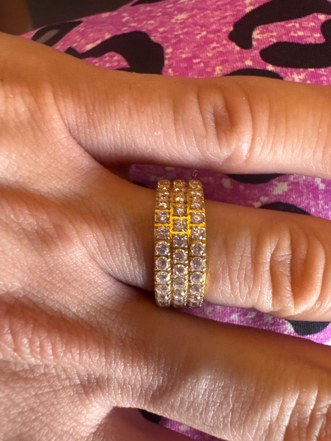Customer photo review of Anel Mônaco Banhado em Ouro 18k