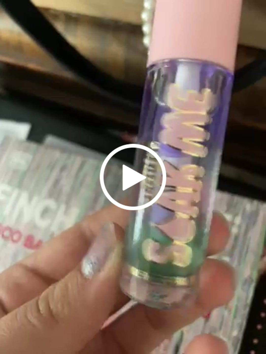 Customer video review of Soak Me Lip Oil