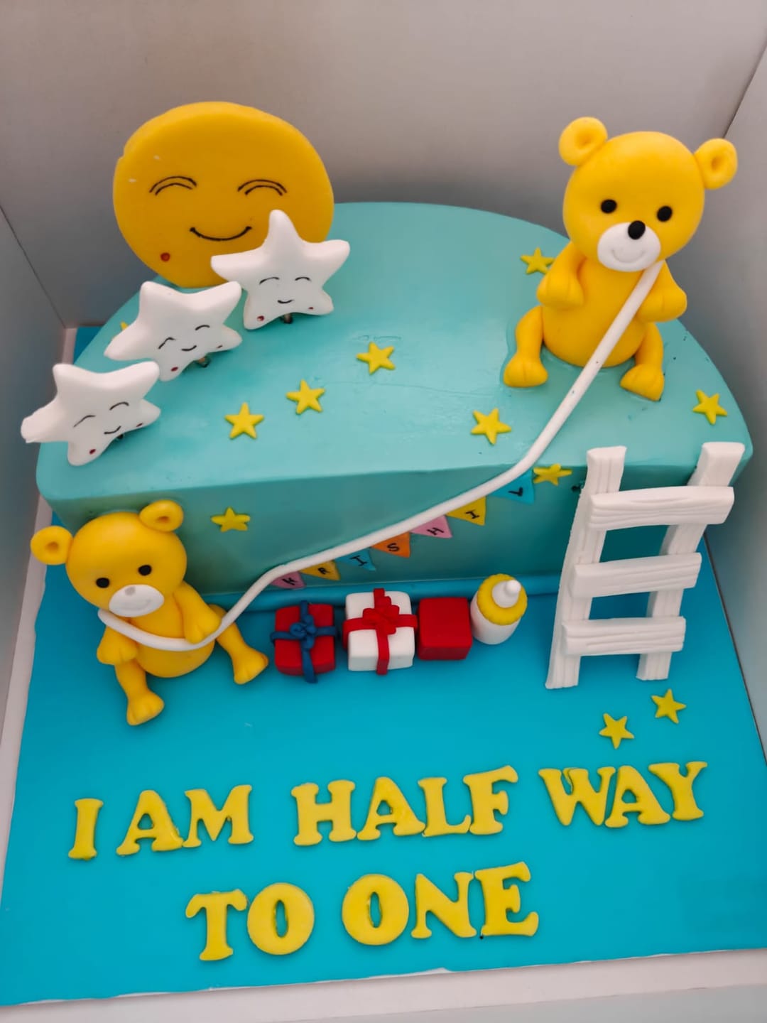 Customer photo review of Teddy 6 Months Cake