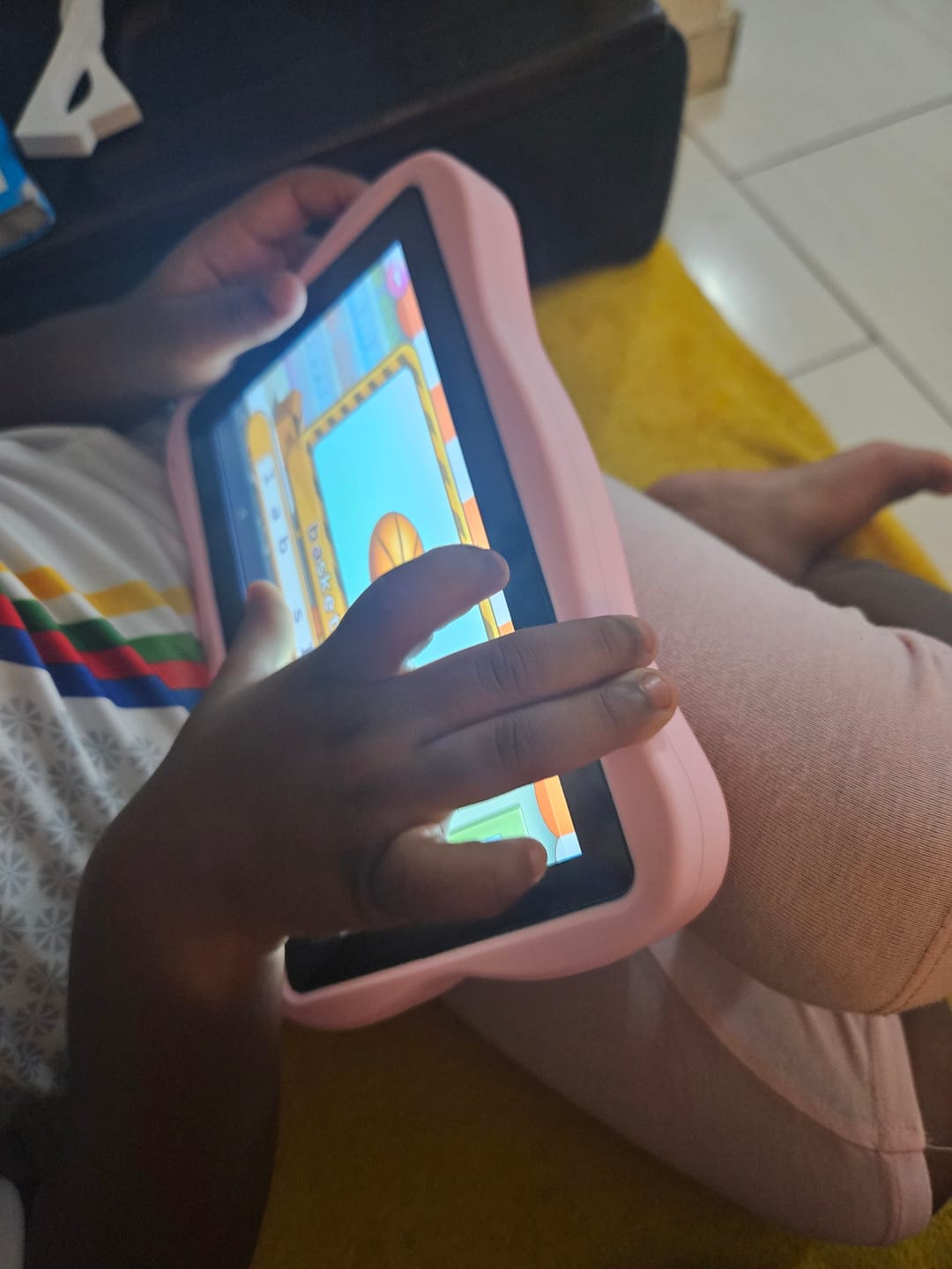 Customer photo review of Tablette éducative enfant 3 à 10 ans - Ludoti