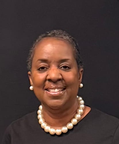 Linda R.