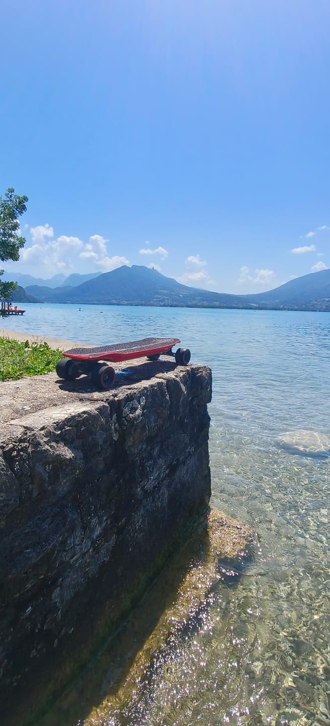 Customer photo review of Elofty® Alpha S6 Electric Skateboard