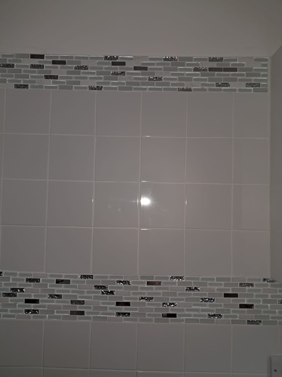 Customer photo review of Iceberg White Brick Glass Stone Metal Gloss Mosaic 30x30cm