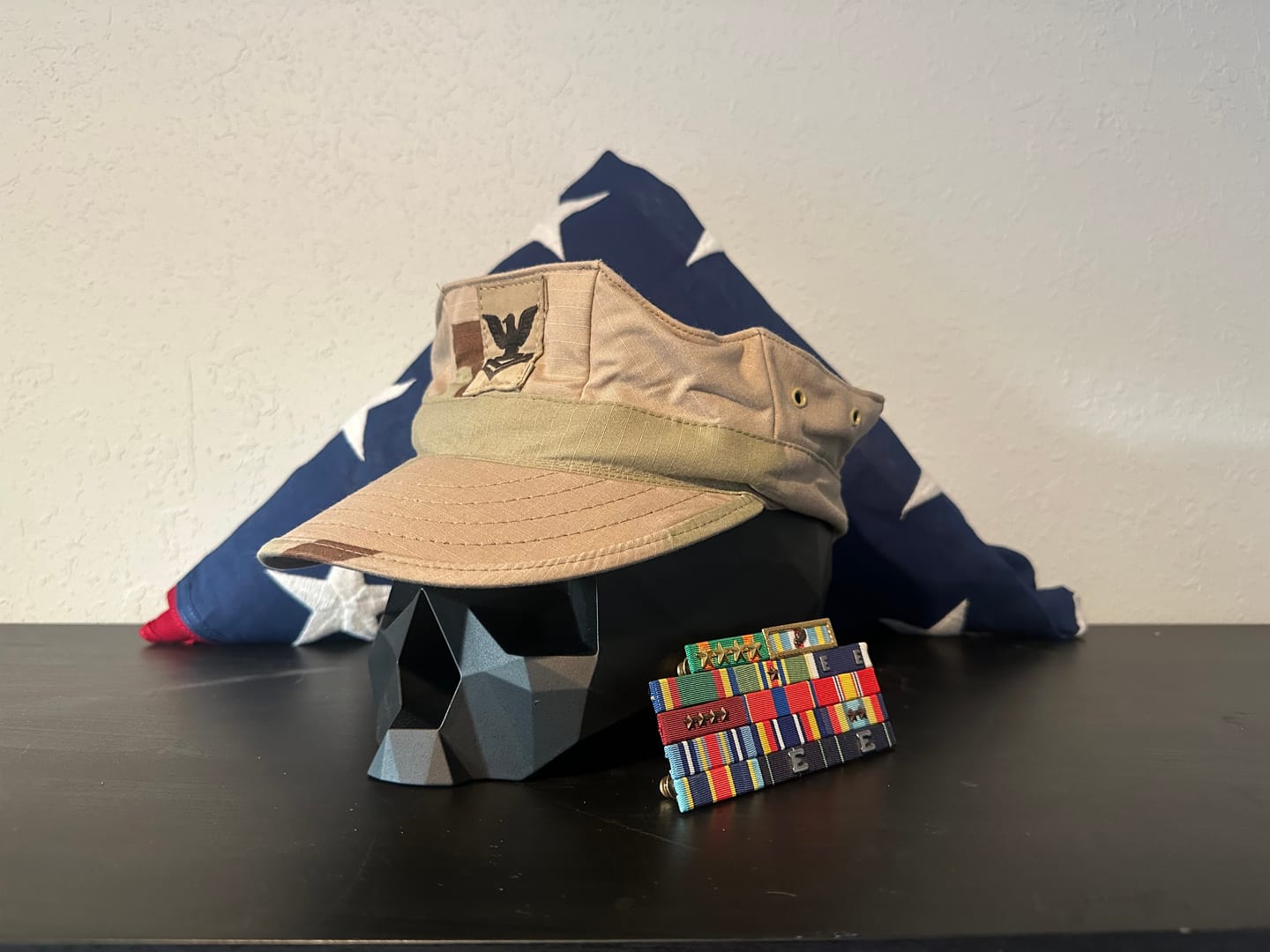 Customer photo review of Black Skull Stand