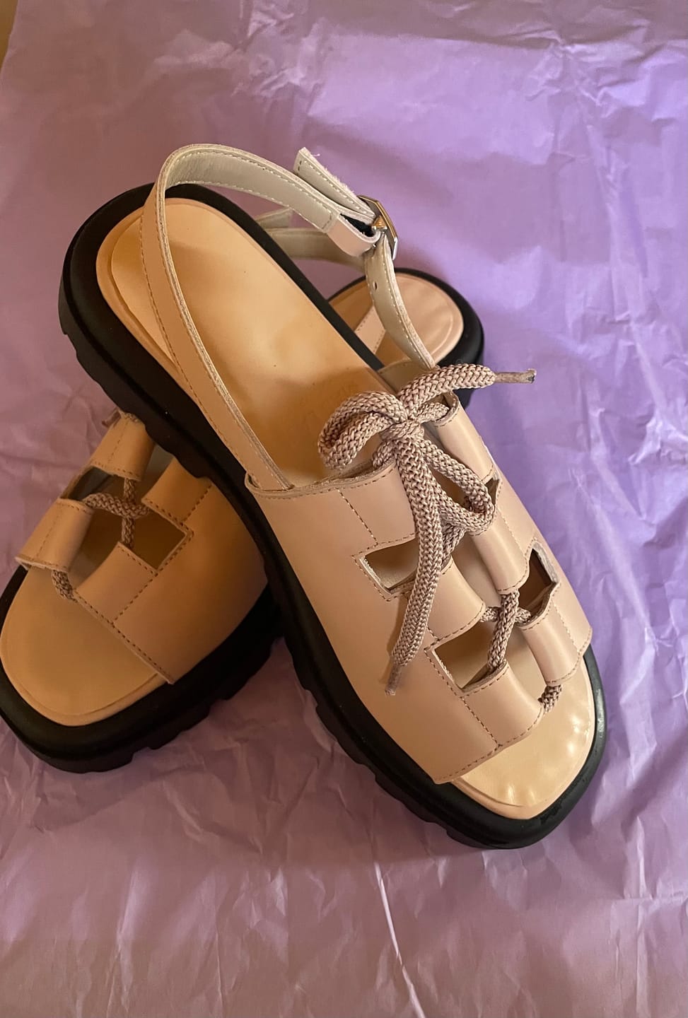 Customer photo review of "Artemisia Sandals Nude"