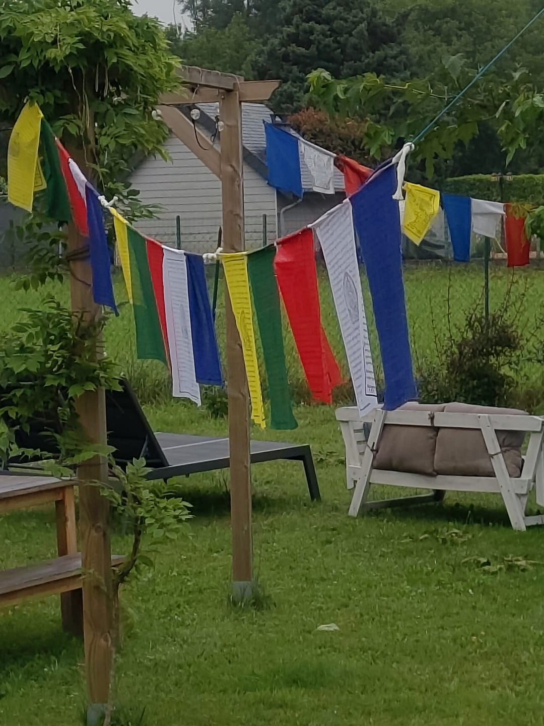 Customer photo review of Drapeaux Prières 5 Rouleaux